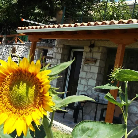 Kır Evi Stone