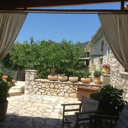 بيت ضيافة Stone